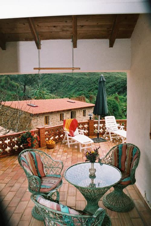 A quiet terrace at Moinhos Velhos