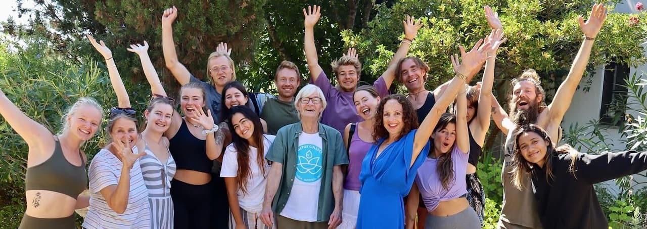 The resident Moinhos Velhos team, available to support hired retreats